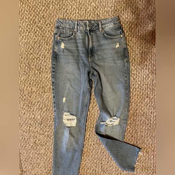 These Garage denim are super cute and comfortable and go with everything. - Picture 3 of 4